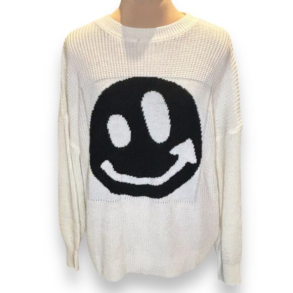 NWOT Smiley Face Oversized Sweater Size Large (0X) Cream And Black - Picture 1 of 6